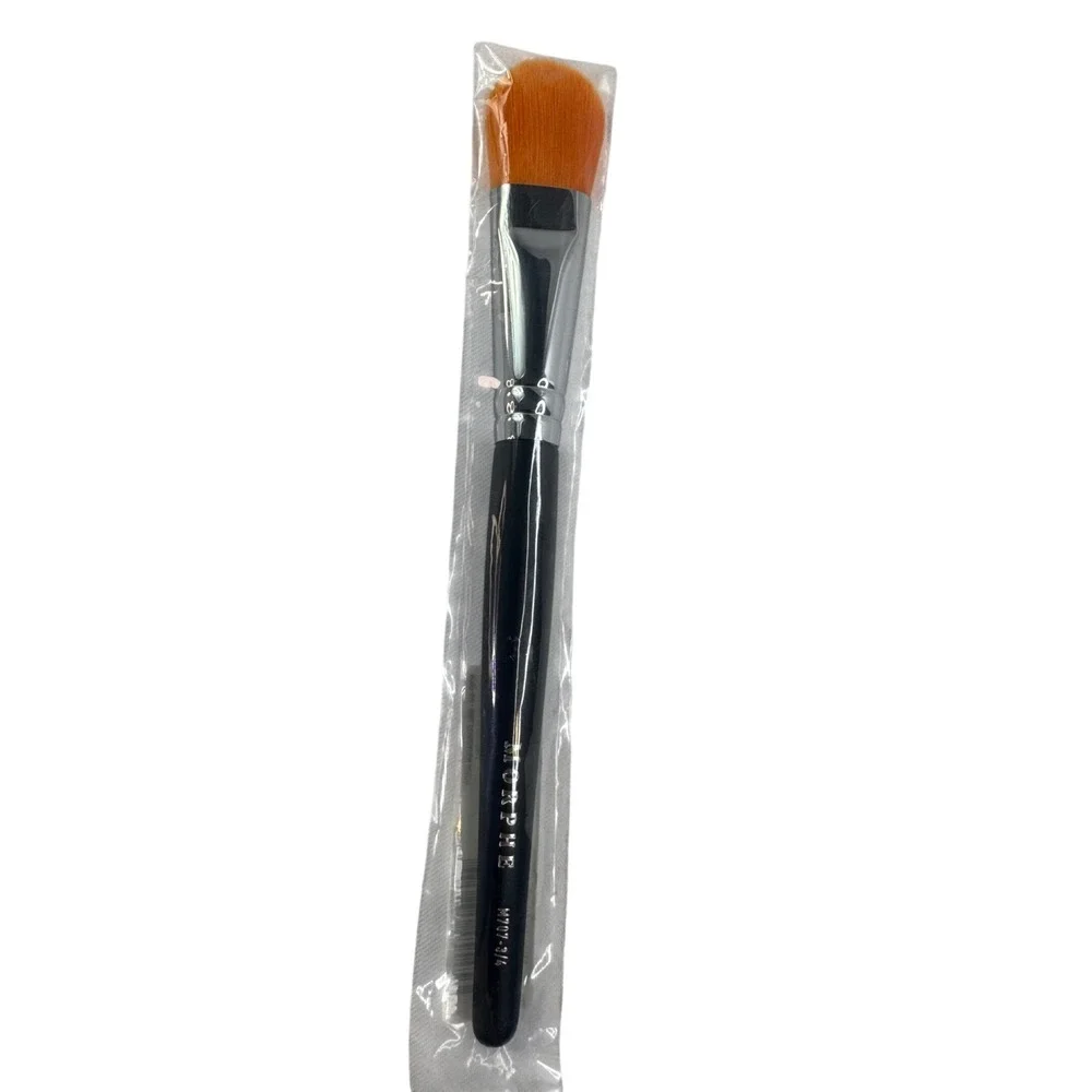 Morphe M707-3/4 Oval Foundation Brush Synthetic Bristles Black Silver New